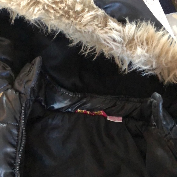 Roca wear 2t down jacket fur hoodie - Picture 4 of 4